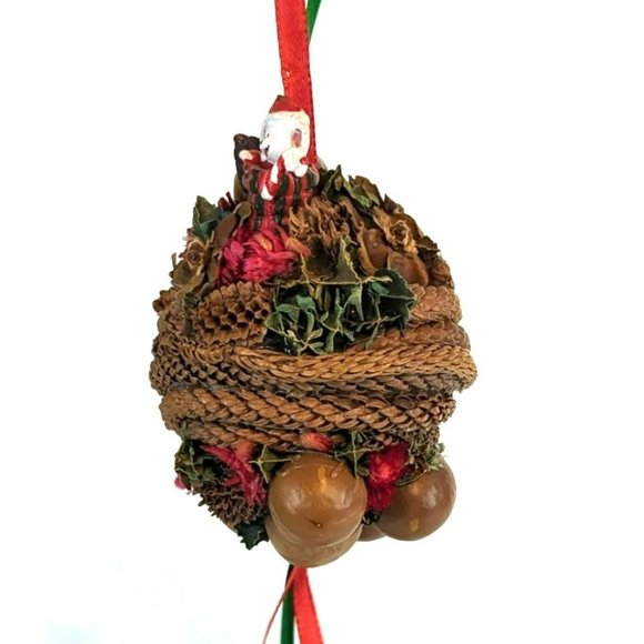 Vintage Handmade Mouse Pinecone Nuts Pomander Ball Christmas Hanging Decor - Picture 5 of 7